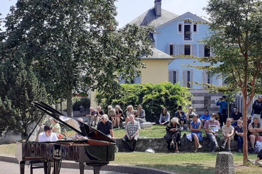 Le Petit St-Jean Apartman Bagnères-de-Bigorre Kültér fotó